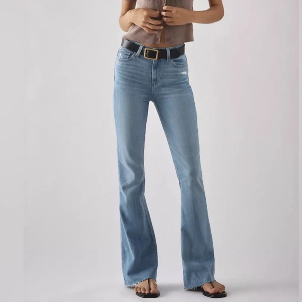 PAIGE Laurel Canyon High-Rise Boot Jeans - Picture 1 of 14
